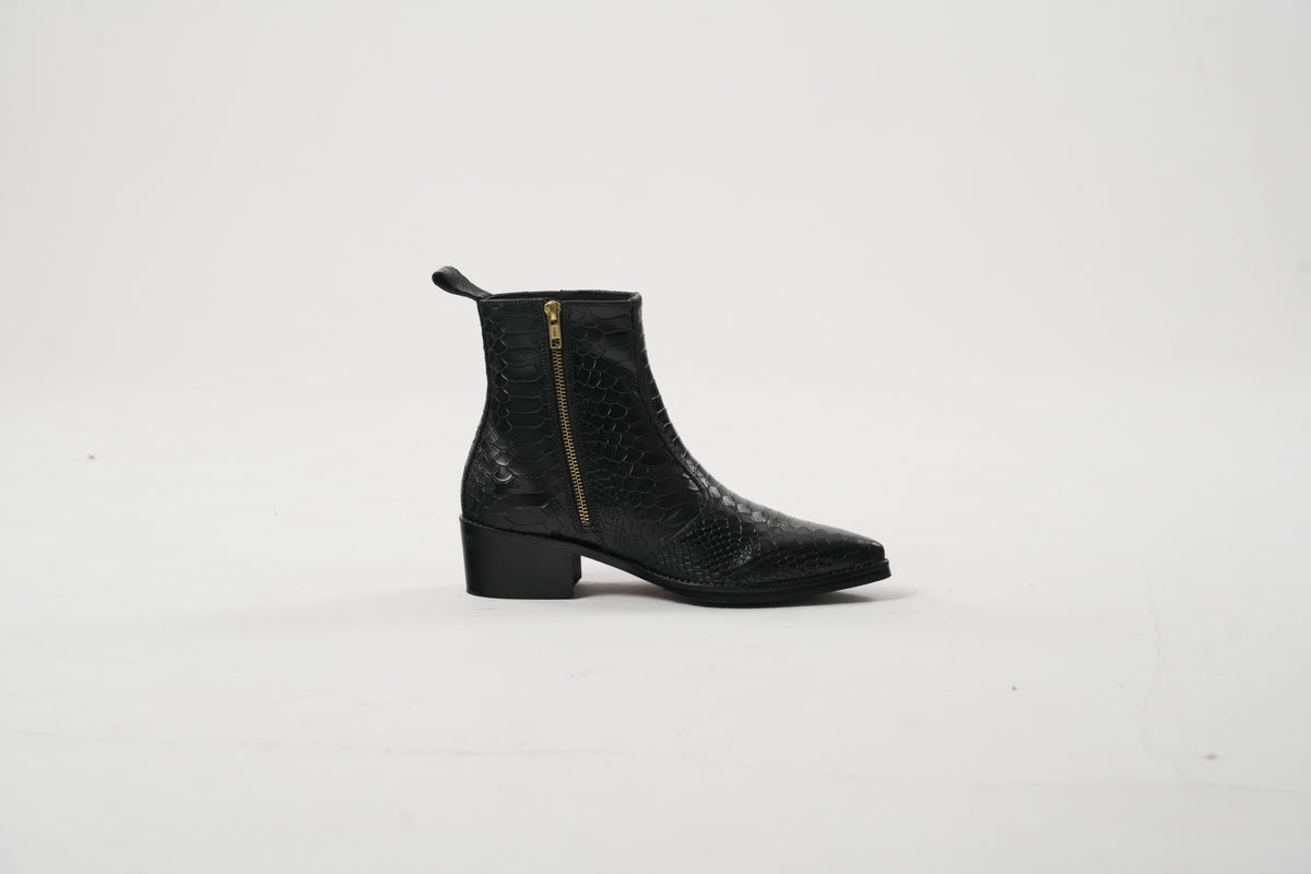 Onyx Mamba Boots