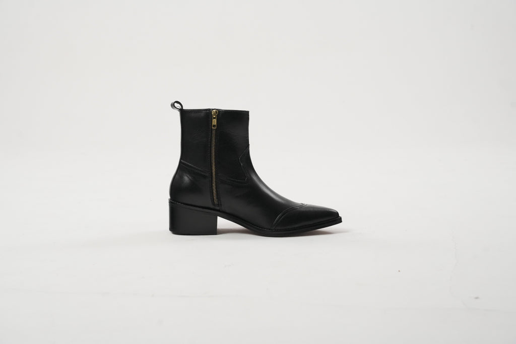 Onyx Calfskin Tennessee Boots