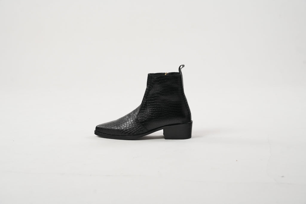 Onyx Caiman Boots