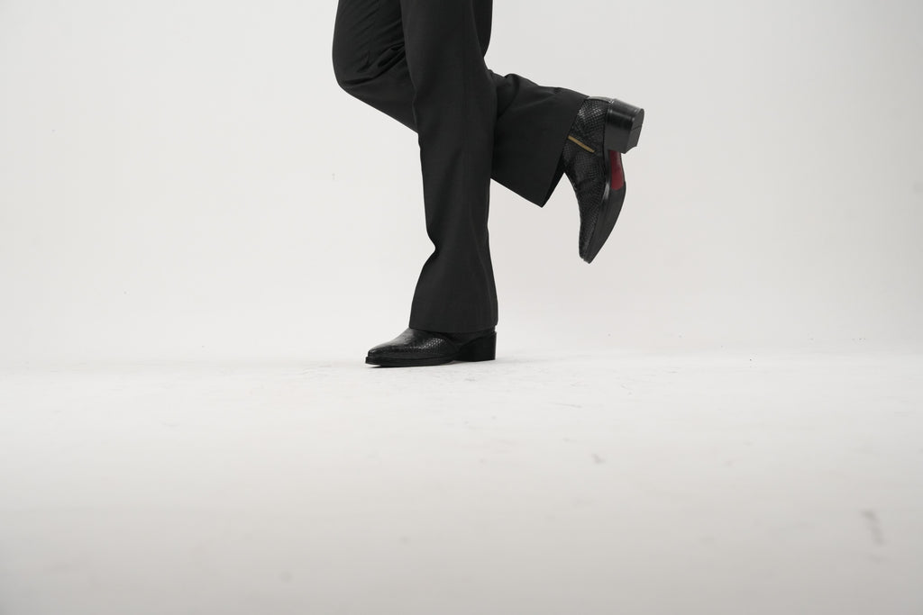 Onyx Mamba Boots
